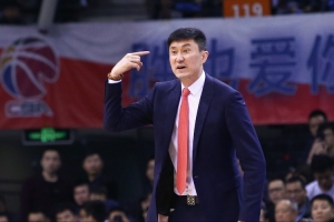 苏群表示：我坚信杜锋能卷土重来，至于是否重返广东则取决于缘分