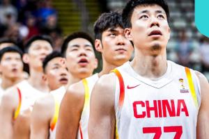 FIBA官方恭喜中国男篮成功进入世亚预二阶段，封面人物为未入选的张镇麟