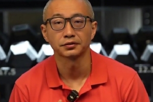 于嘉:詹姆斯与库里友谊升温 想要享受篮球乐趣 何不加盟勇士?
