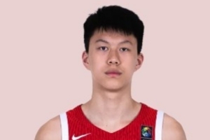 刘玄昱体现空间4效用,国青与法国对抗显不足