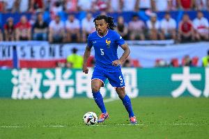 法国队孔德出战世界杯，9胜1平保持不败佳绩