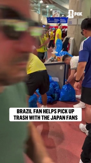 福克斯：巴西2-1日本赛后，巴西球迷亦加入日本球迷清理垃圾的行动