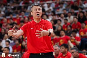 媒体人指出：中国男篮应通过多运用技战术上的错位进攻，有效压制日本男篮